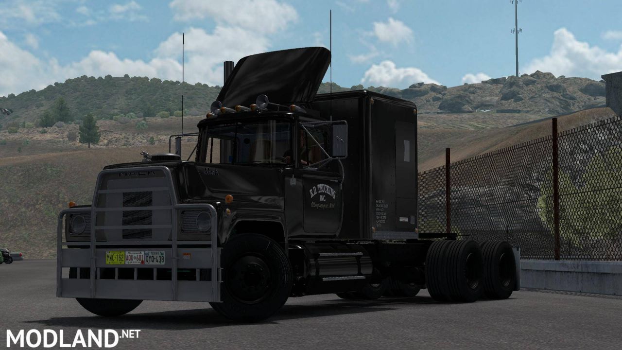 Mack RS 700 & RS 700 Rubber Duck Reworked Fixed 1.35.x