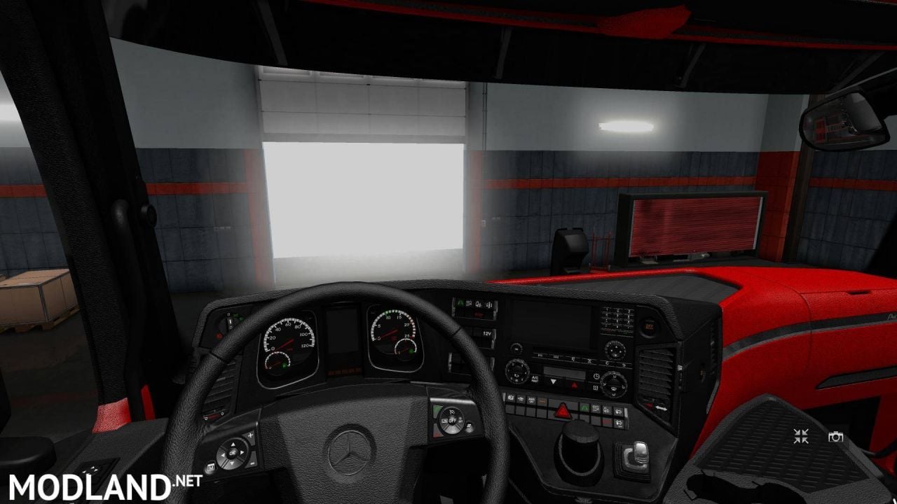 Red-Black the luxury HD interior Actros MP4 2014