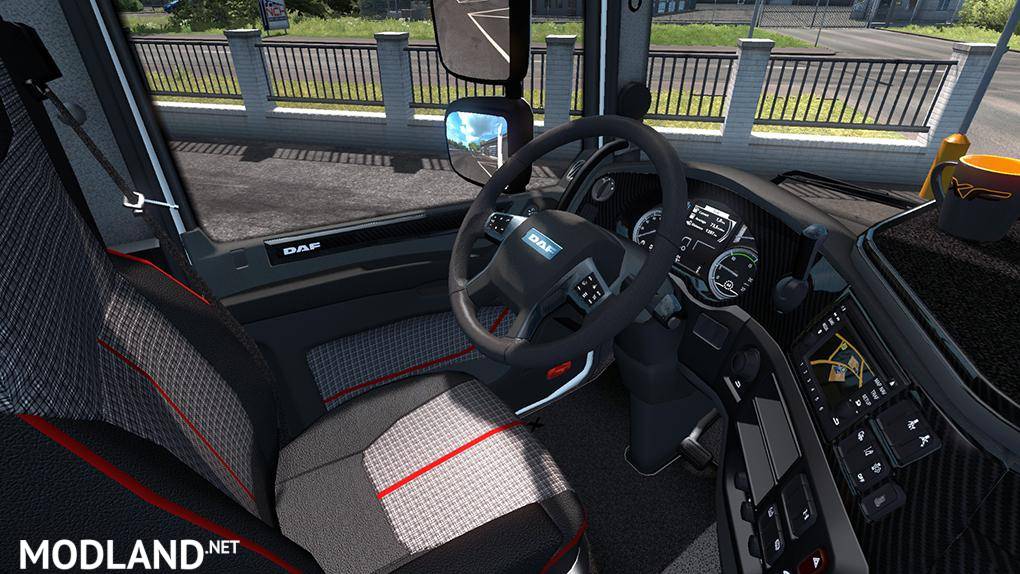 White black carbon detailed DAF XF euro6 interior