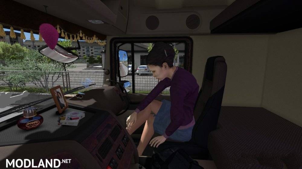 ANIMATED FEMALE PASSENGER IN TRUCK (WITH YOU) 1.32.x
