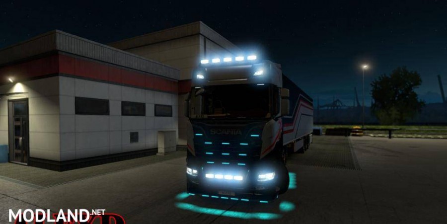 Alexd Flare and 10.000 K Lights for all Trucks