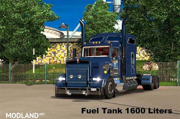 Kenworth W900L Custom Fuel Tank