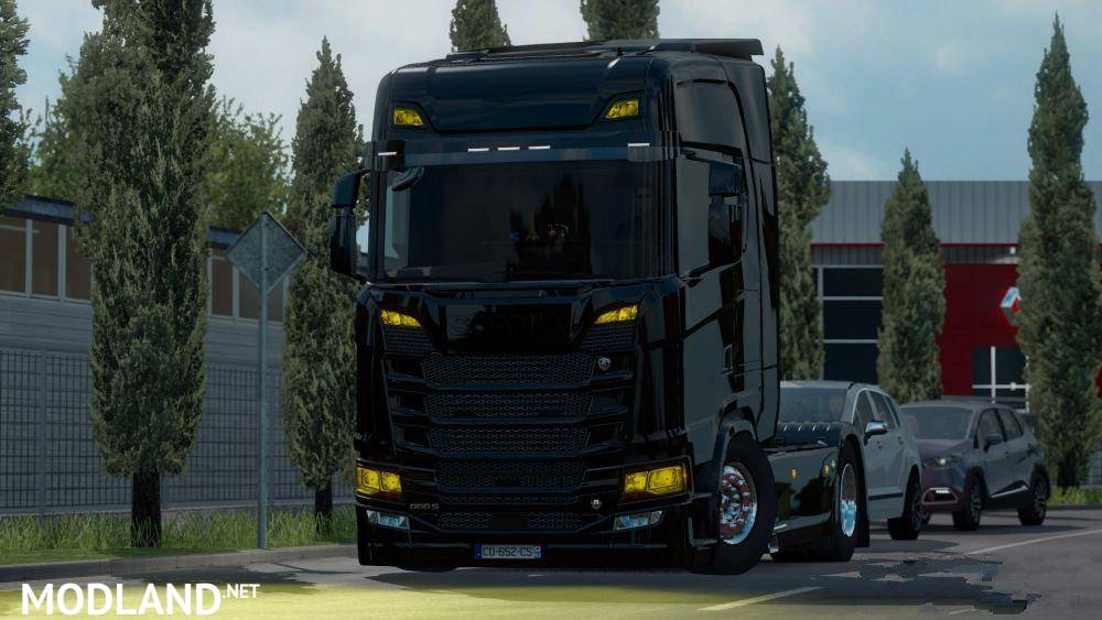 Yellow Light Trucks Standalone