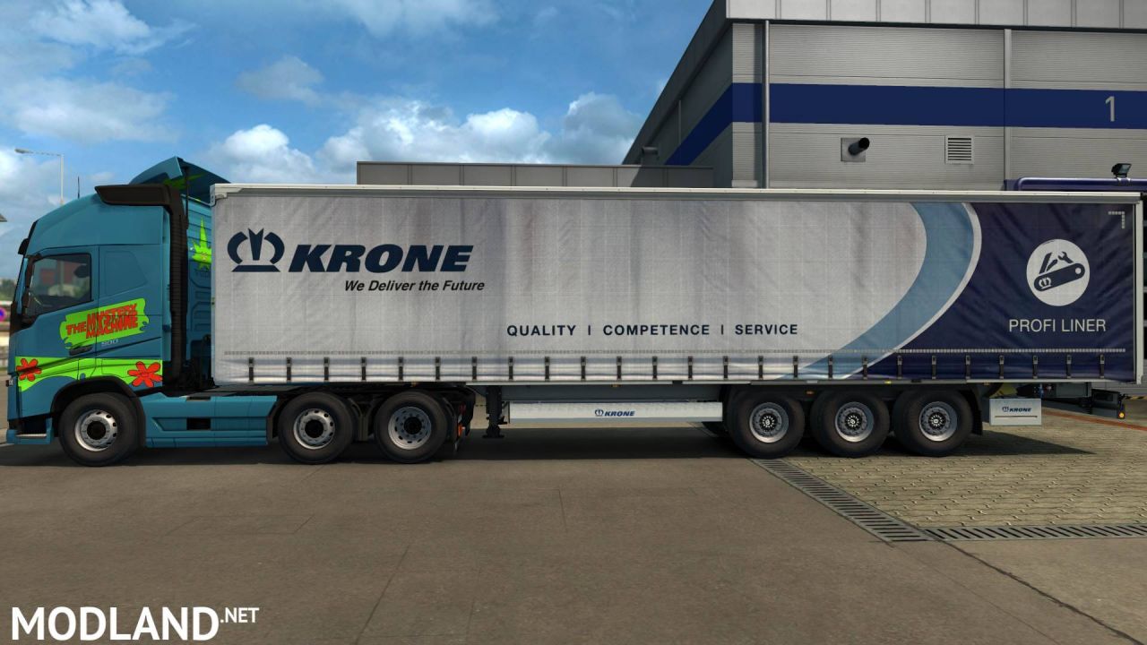 HQ paint job for long curtain trailers