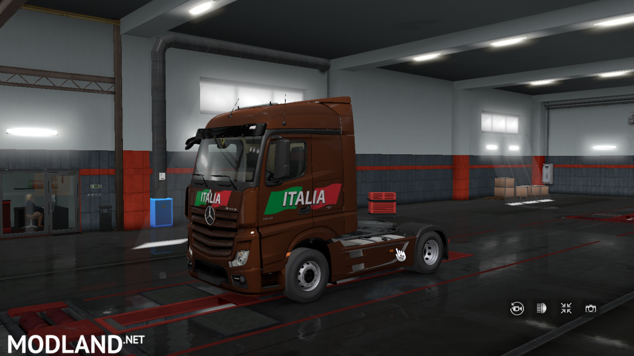 Mercedes Actros 2014 Italia Skin Flag Metalic