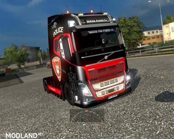 Police Volvo 2013