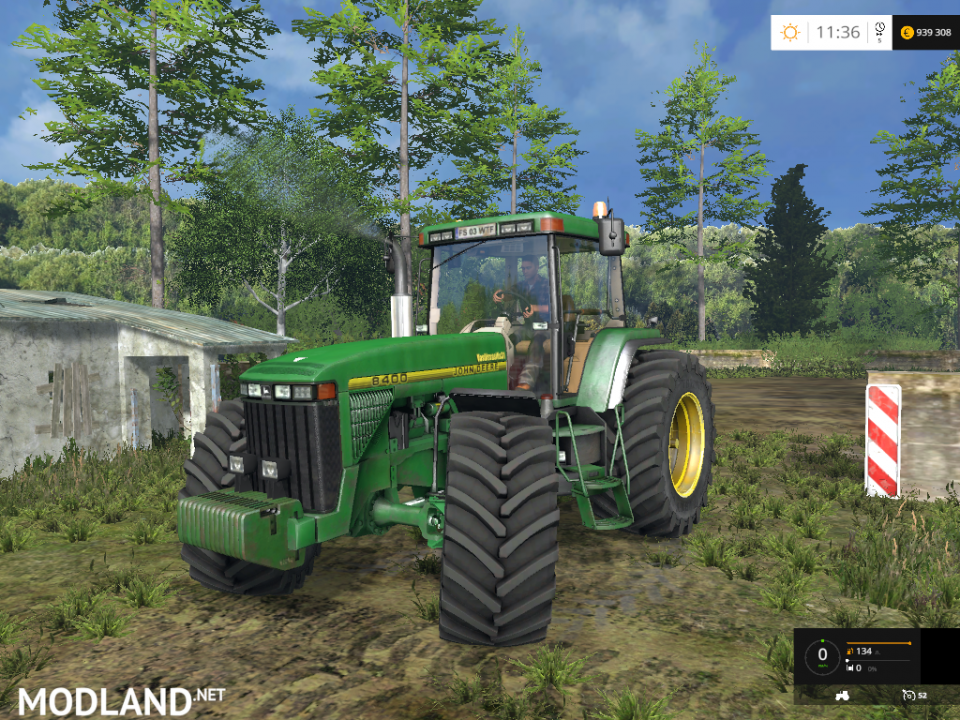 John Deere 8400