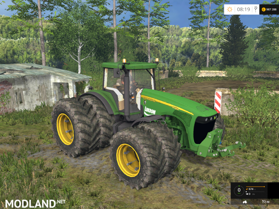 John Deer 8520