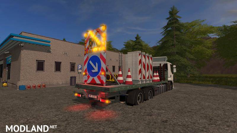 Traffic truck with warning structure with light