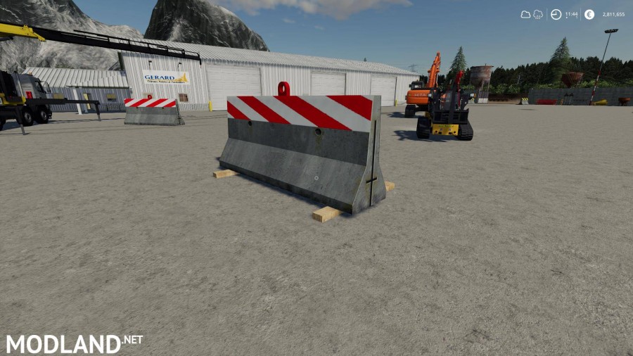 Dynamic Concrete Road Barrier Red